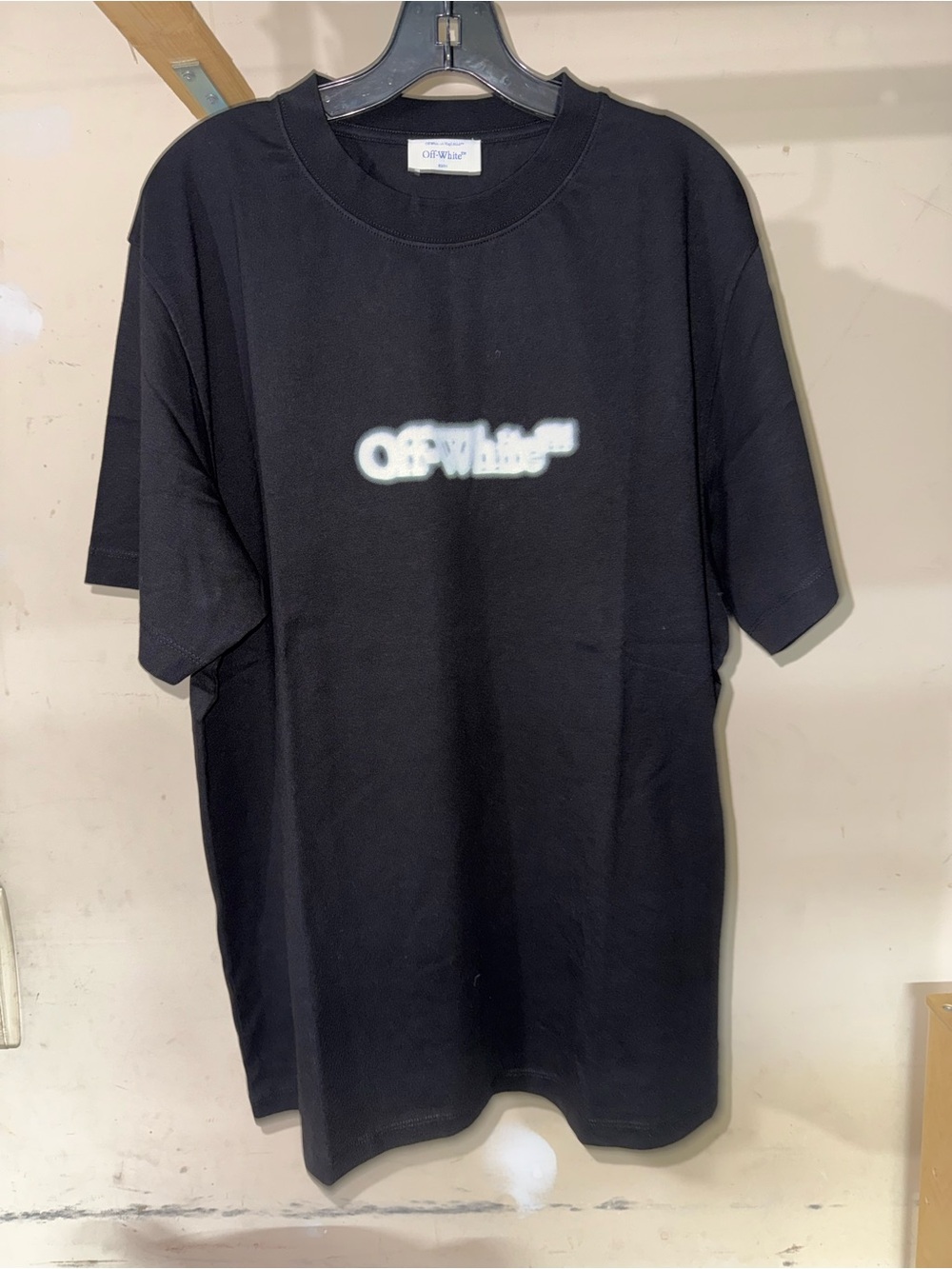 Off-White Spray Arrow Slim Black T-Shirt